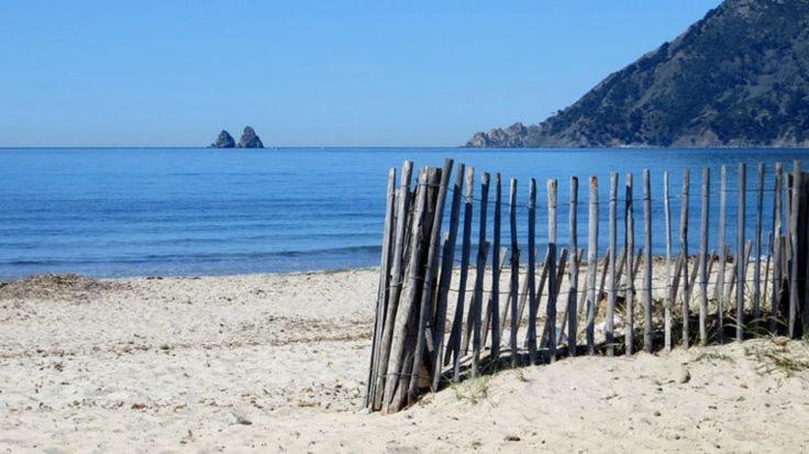 "L'Hippocampe", Climatise, 60 M2 , 2 Chambres, Tres Calme, Plage Des Sablettes Et Commerces A 3 Minutes A Pied, Wifi, Parking Gratuit, Lit King Size La Seyne-sur-Mer Exterior foto